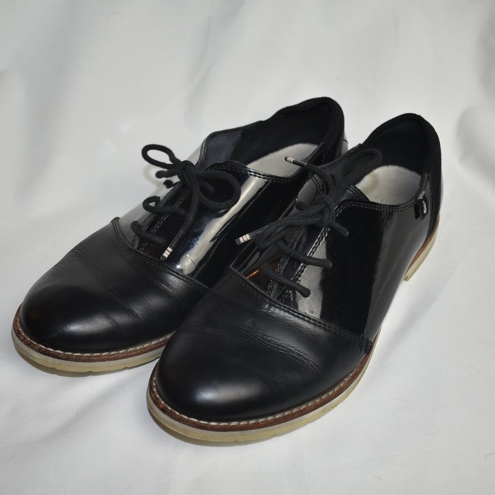 Ahnu Emery Shoes Leather Black Oxford Dress